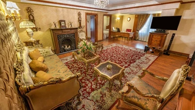 Golden Palace Hotel