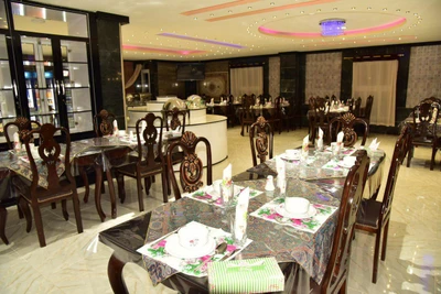 Plus Hotel