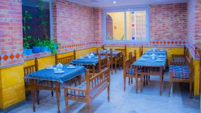 Gol Afra Hotel