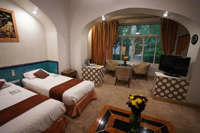 Parsian Safaiyeh Hotel