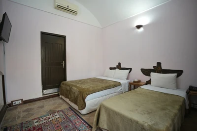 Rose Traditional Hotel
