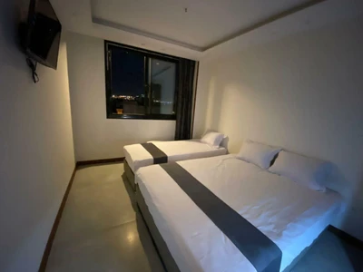 Avat Hotel