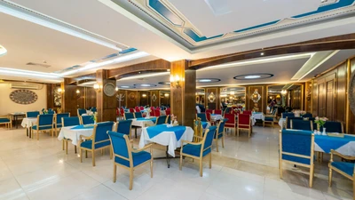 Parsian Ali-Qapu Hotel