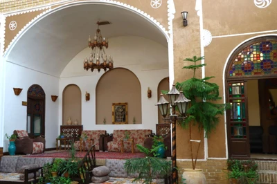 Rose Traditional Hotel