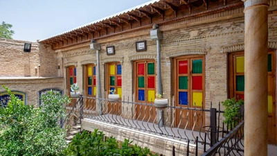 Niayesh Hotel
