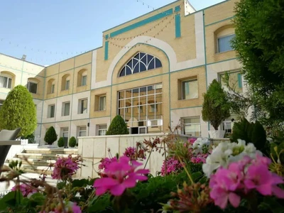 Qasr-Al-Ziafat Hotel