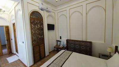 Sorkheyi Hotel