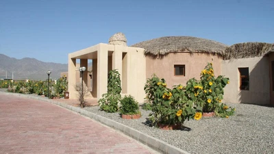 Parsian Ghaleganj Hotel