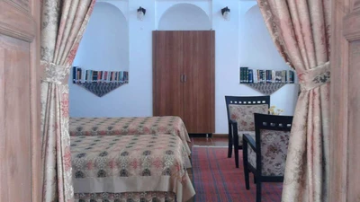 Mozaffar Traditional Hotel