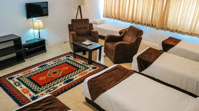 Goldis Hotel