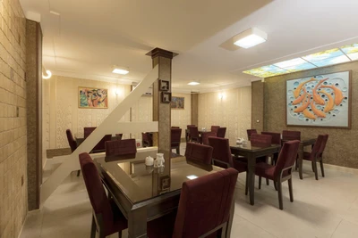 Alborz Hotel